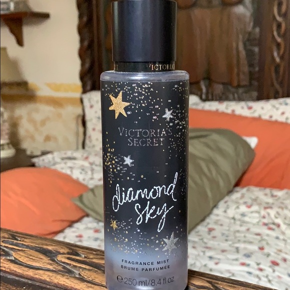 Victoria's Secret Diamond Sky 2025